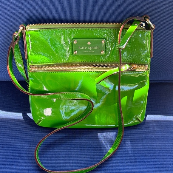 Kate Spade Shiny Green Crossbody Bag - Picture 1 of 5